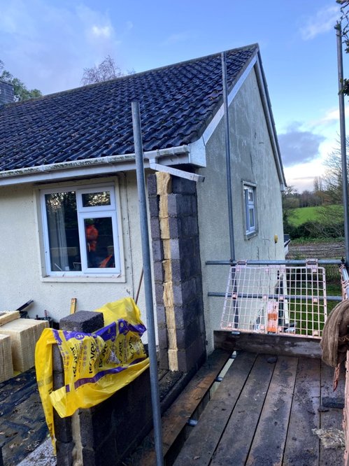 Lizanne during construction 4