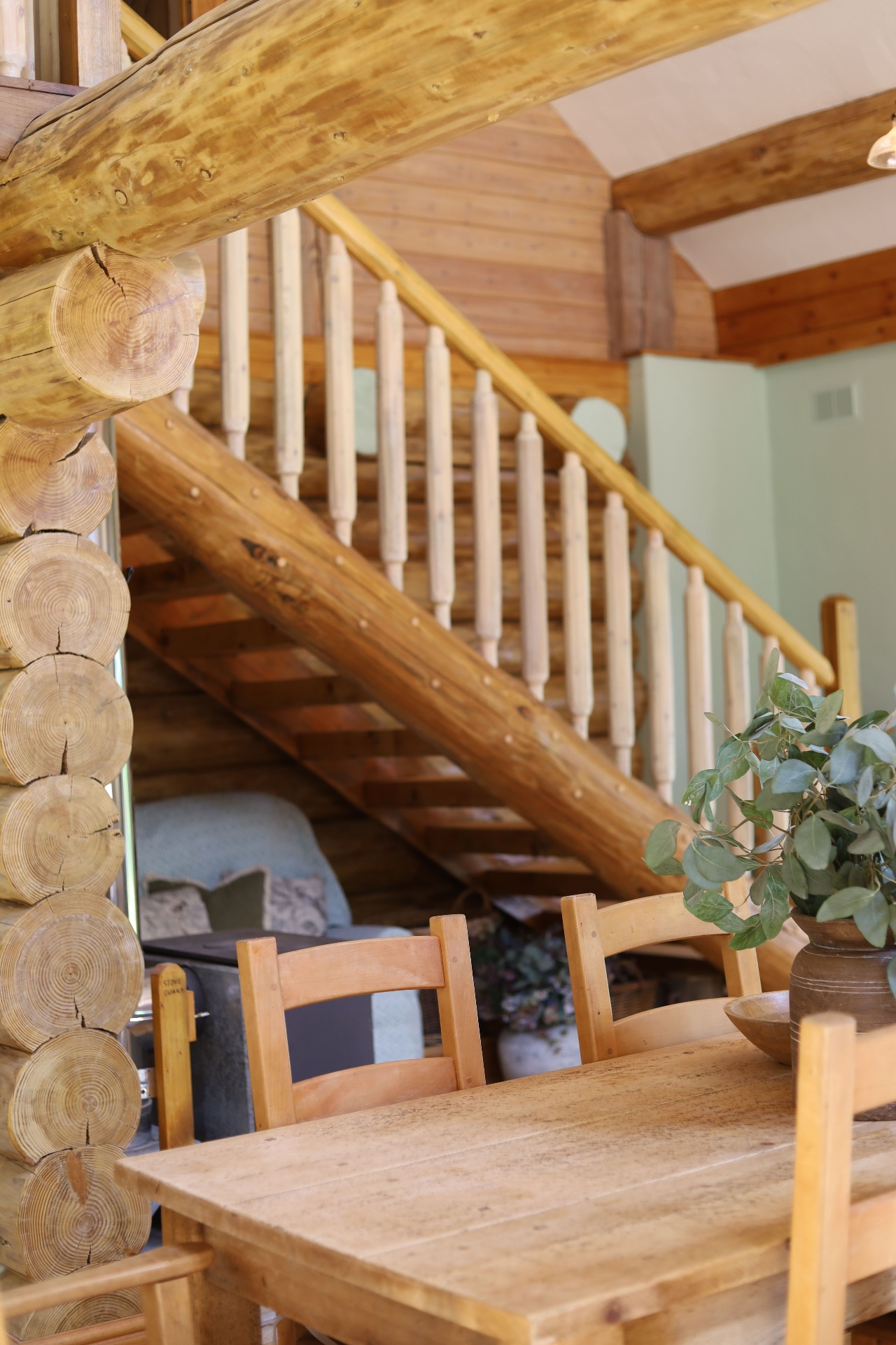 Log Cabins — The Finished Home